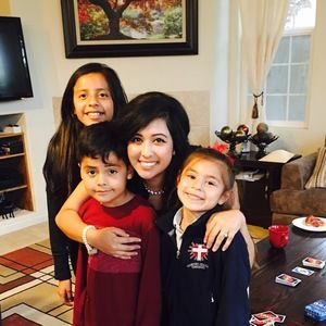 Meet your Posher, Iris